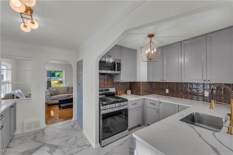 12208 Kensington Avenue Cleveland OH 44111