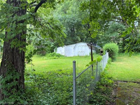 1524 3rd Street SE Massillon OH 44646