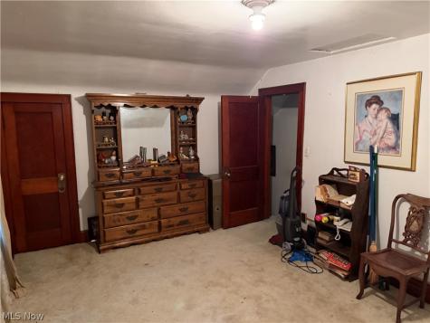 1524 3rd Street SE Massillon OH 44646