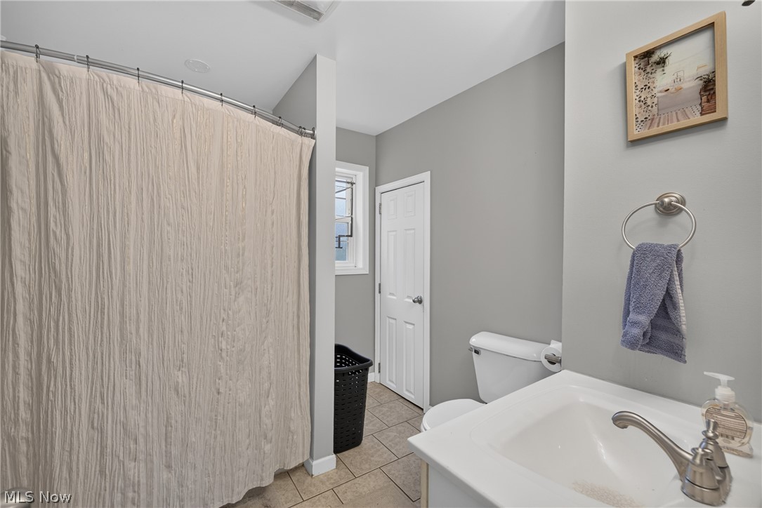 1801 Myrtle Avenue Ashtabula OH 44004