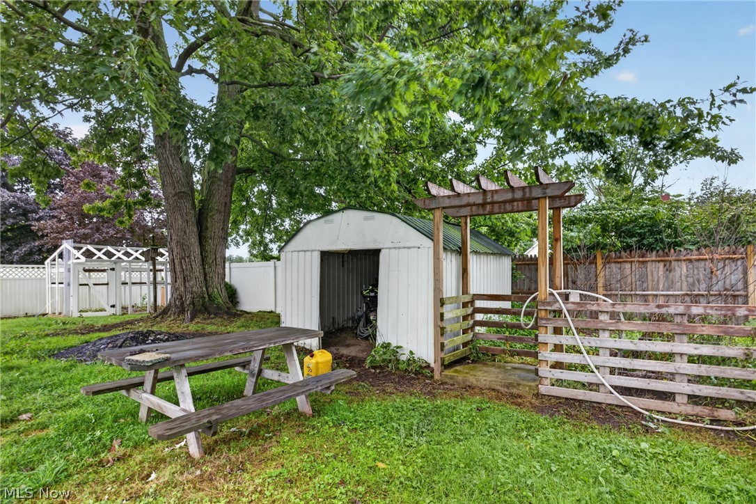 1801 Myrtle Avenue Ashtabula OH 44004