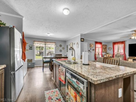 381 Westwoods Amherst OH 44001
