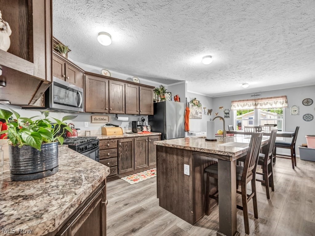 381 Westwoods Amherst OH 44001