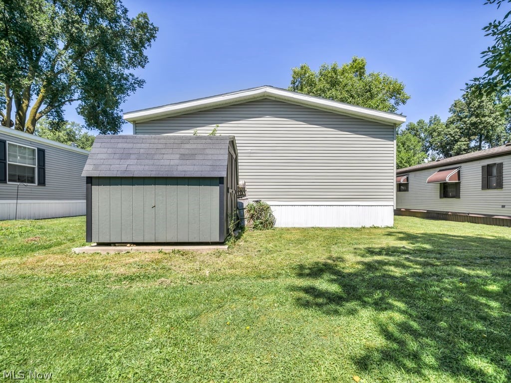 381 Westwoods Amherst OH 44001