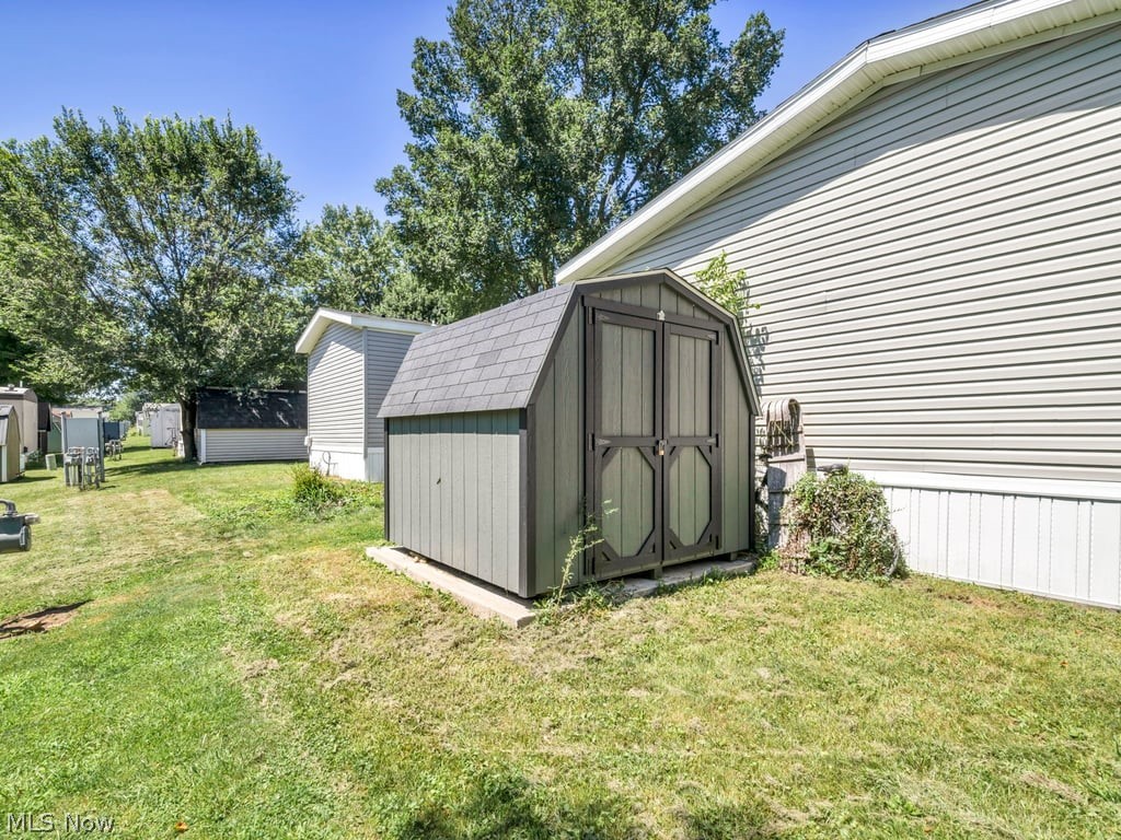 381 Westwoods Amherst OH 44001