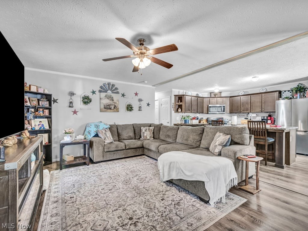 381 Westwoods Amherst OH 44001