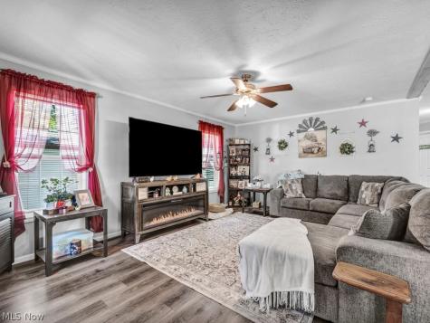 381 Westwoods Amherst OH 44001