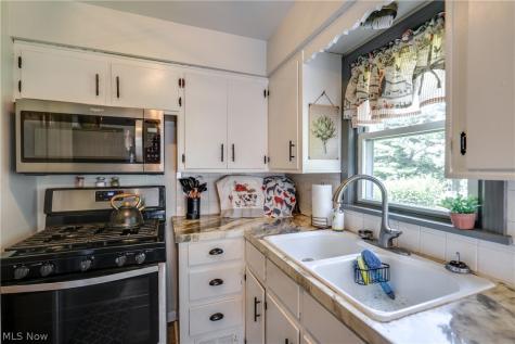 251 9th Street NE Barberton OH 44203