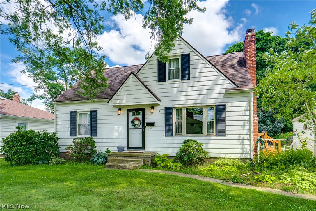 251 9th Street NE Barberton OH 44203