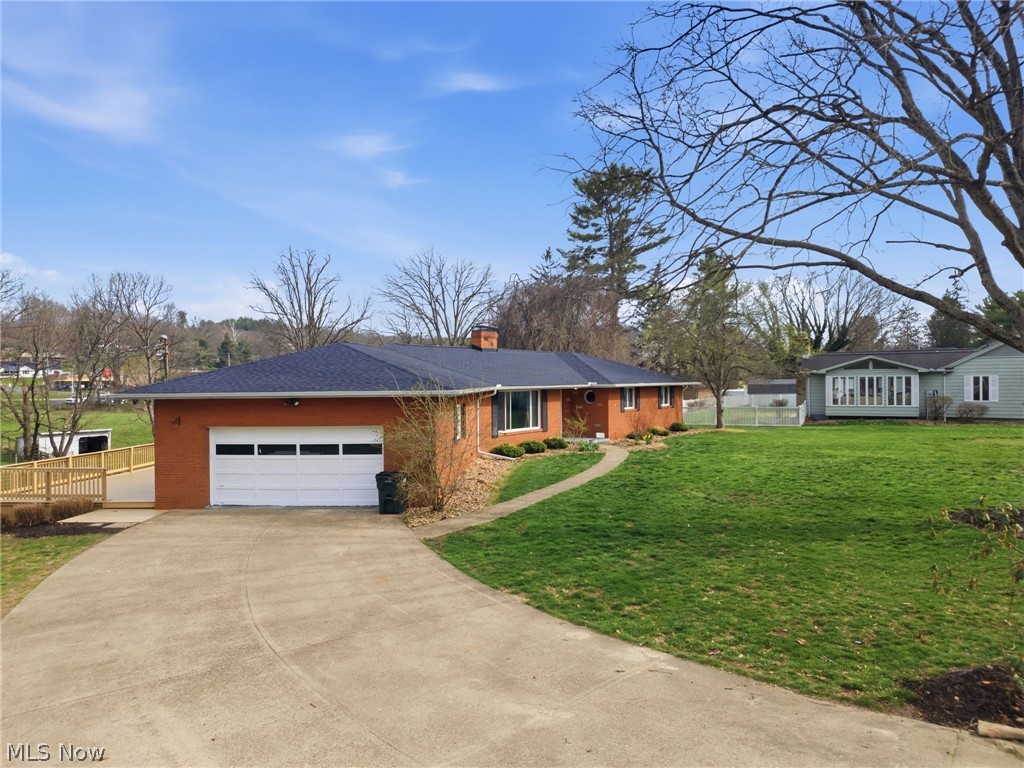 3221 Arrow Point Drive Zanesville OH 43701