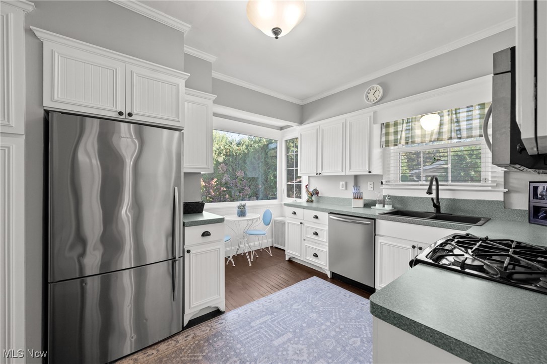 3027 Warrington Road Shaker Heights OH 44120