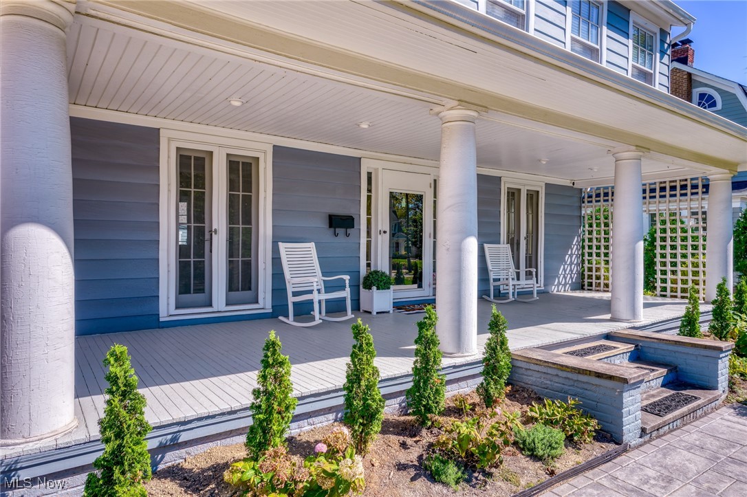 3027 Warrington Road Shaker Heights OH 44120