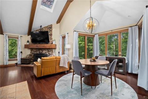 7587 Lewis Road Olmsted Twp OH 44138