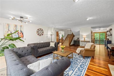 7587 Lewis Road Olmsted Twp OH 44138
