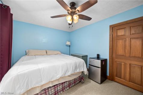 7587 Lewis Road Olmsted Twp OH 44138