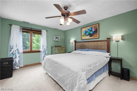 7587 Lewis Road Olmsted Twp OH 44138