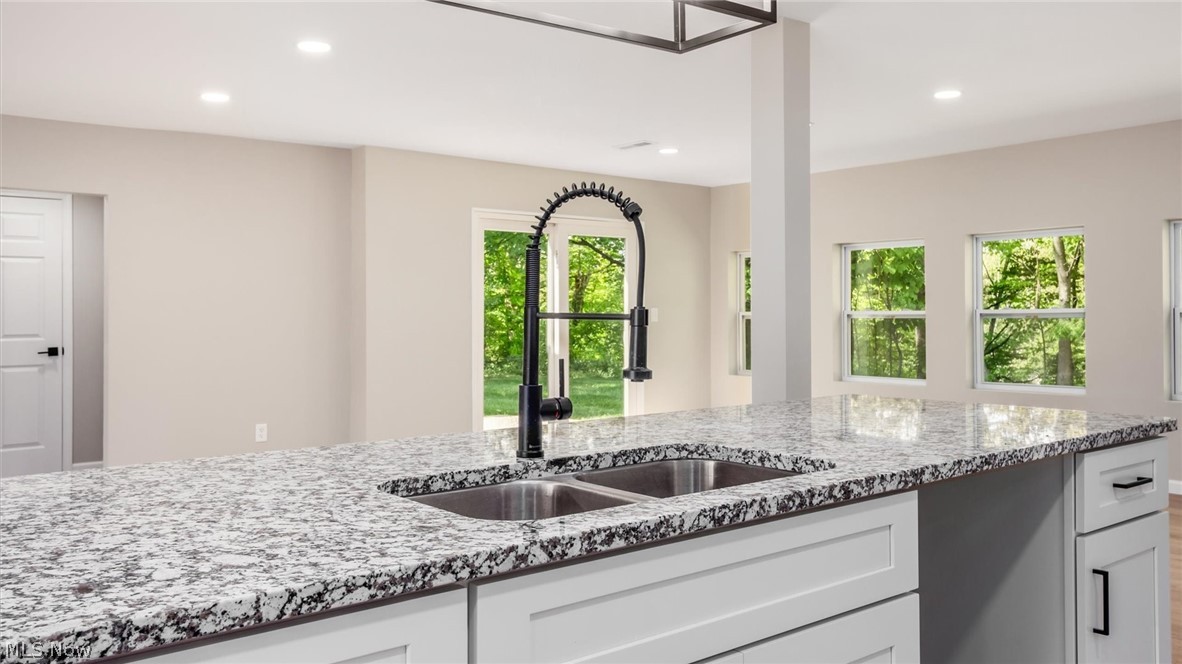 3185 Corvus Drive Zanesville OH 43701