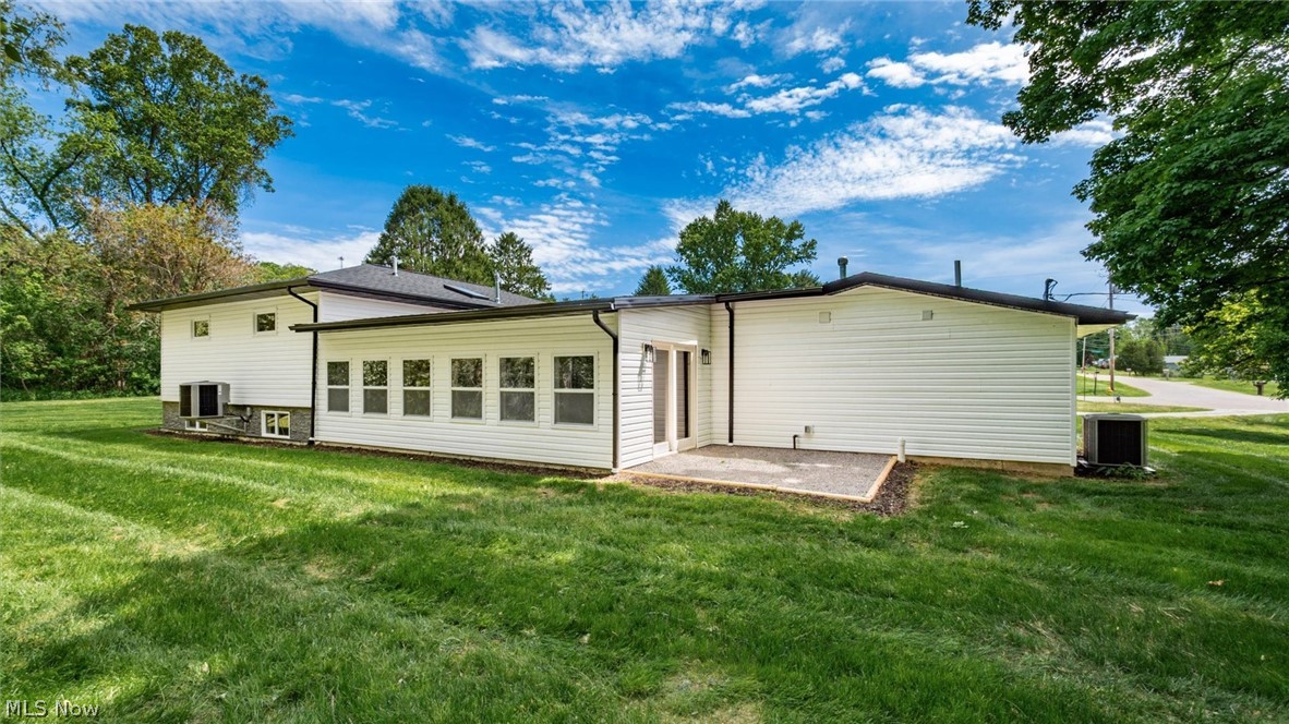 3185 Corvus Drive Zanesville OH 43701