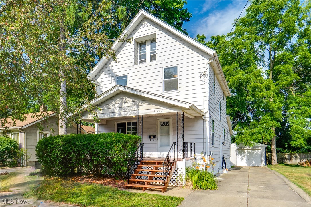 2232 19th Street SW Akron OH 44314