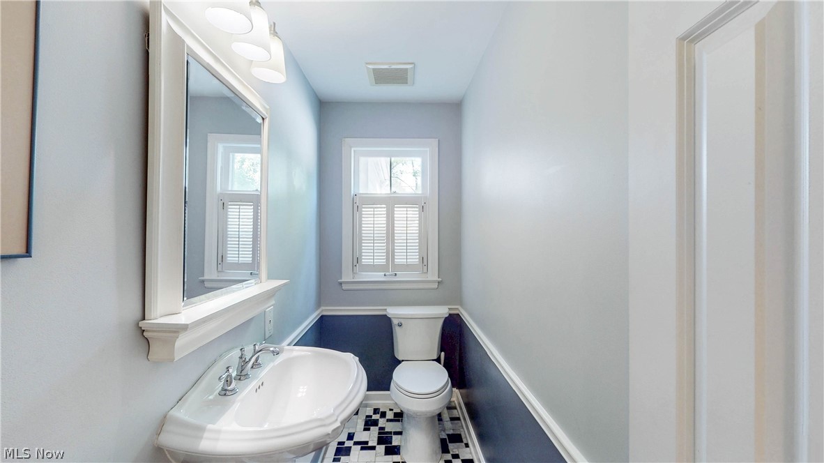 23399 Laureldale Road Shaker Heights OH 44122