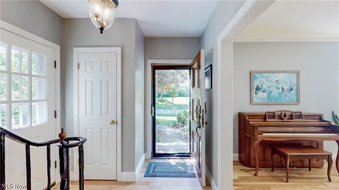23399 Laureldale Road Shaker Heights OH 44122