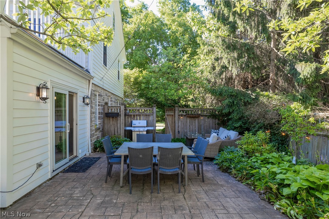 23399 Laureldale Road Shaker Heights OH 44122