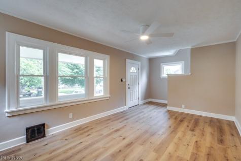 925 E 224th Street Euclid OH 44123