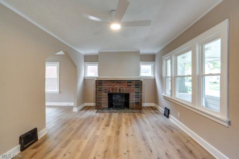 925 E 224th Street Euclid OH 44123