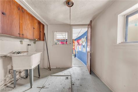 1278 W 65th Street Cleveland OH 44102