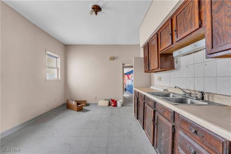 1278 W 65th Street Cleveland OH 44102