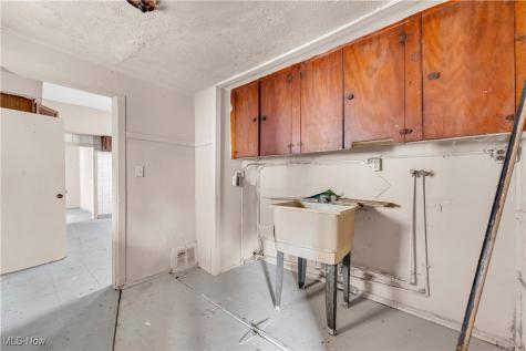 1278 W 65th Street Cleveland OH 44102