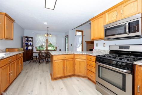 1570 Ashton Way Wooster OH 44691