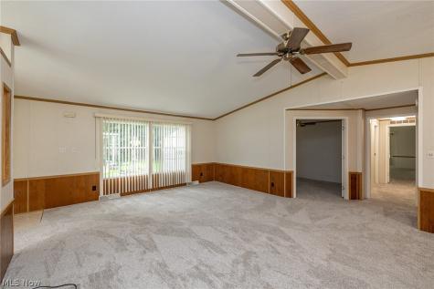 8 Jessica Lane Olmsted Twp OH 44138