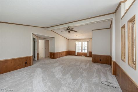 8 Jessica Lane Olmsted Twp OH 44138