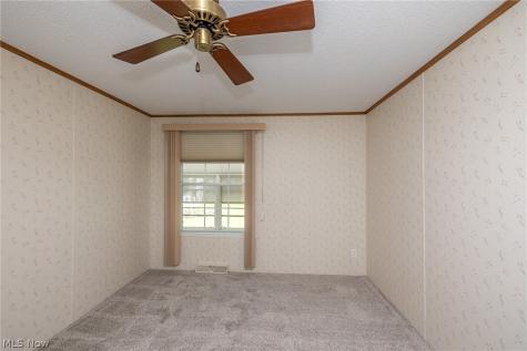 8 Jessica Lane Olmsted Twp OH 44138