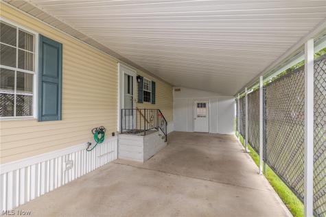 8 Jessica Lane Olmsted Twp OH 44138
