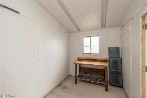 8 Jessica Lane Olmsted Twp OH 44138