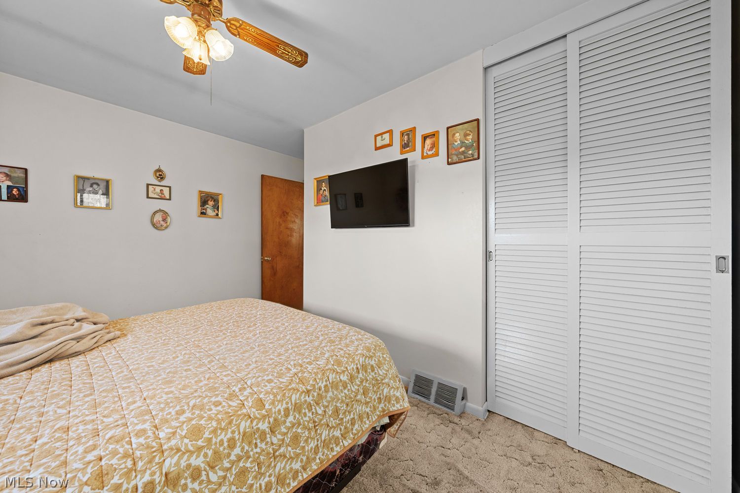 4943 State Route 82 Mantua OH 44255