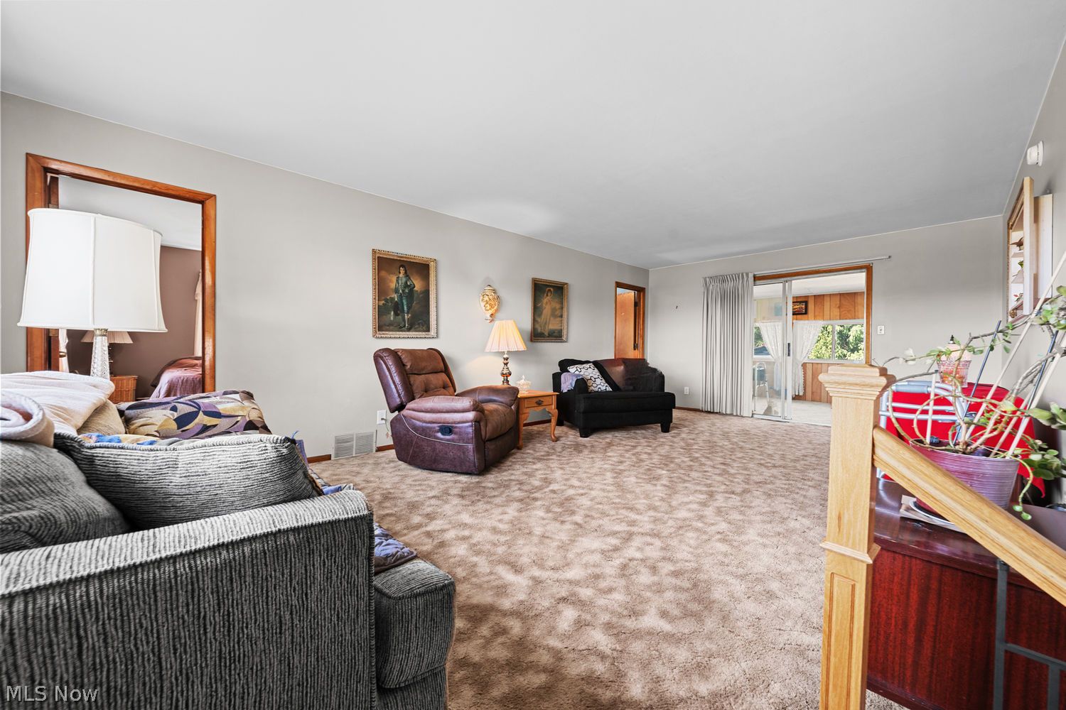 4943 State Route 82 Mantua OH 44255