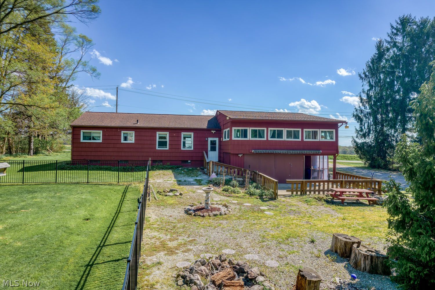 4943 State Route 82 Mantua OH 44255