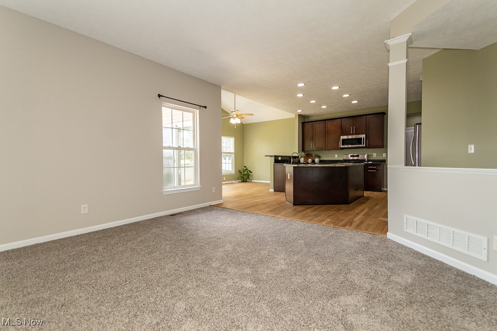 549 Walker Lane Painesville OH 44077