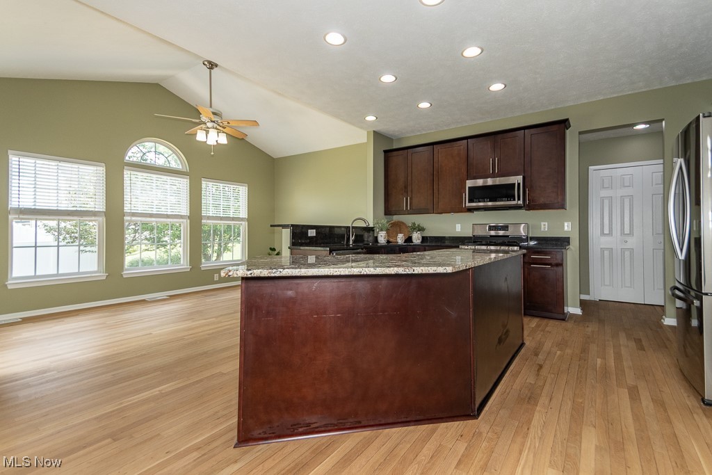 549 Walker Lane Painesville OH 44077