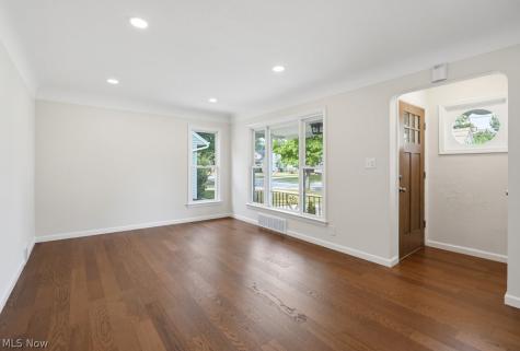 1257 Sunset Road Mayfield Heights OH 44124