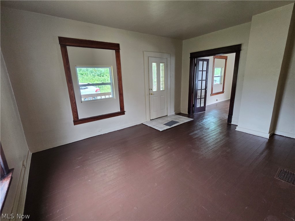 153 Ridgewood Drive Amsterdam OH 43903