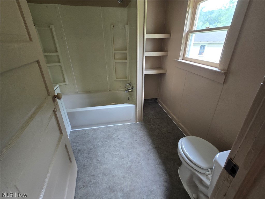153 Ridgewood Drive Amsterdam OH 43903