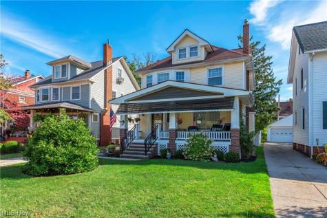 1565 Waterbury Road Lakewood OH 44107