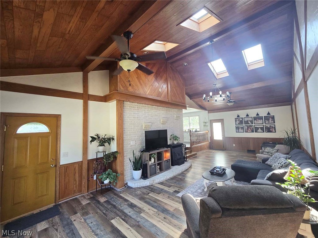 11364 West Avenue Sandyville OH 44671