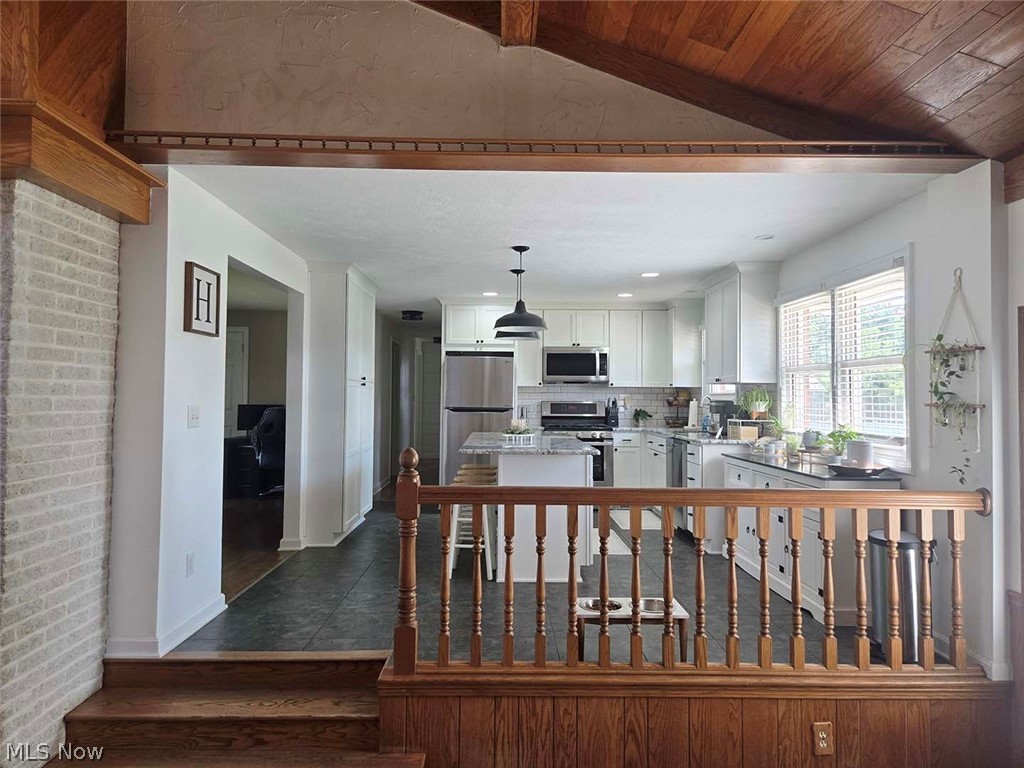 11364 West Avenue Sandyville OH 44671