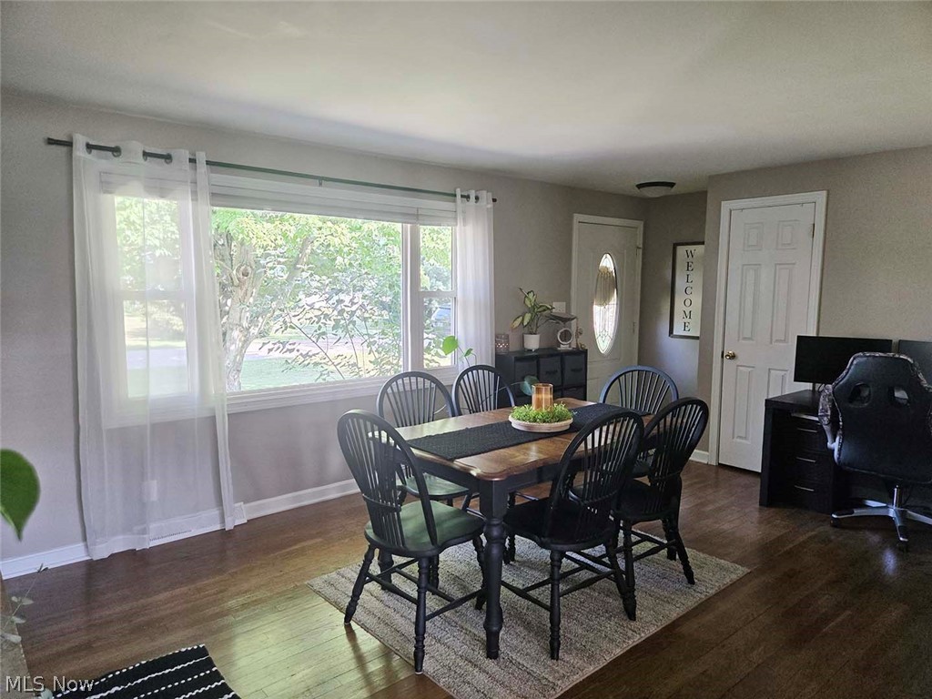 11364 West Avenue Sandyville OH 44671