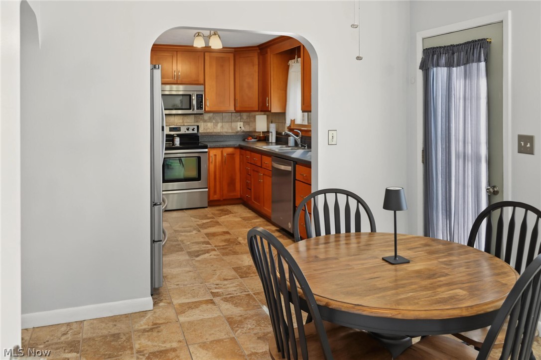 863 Duff Drive Ashland OH 44805